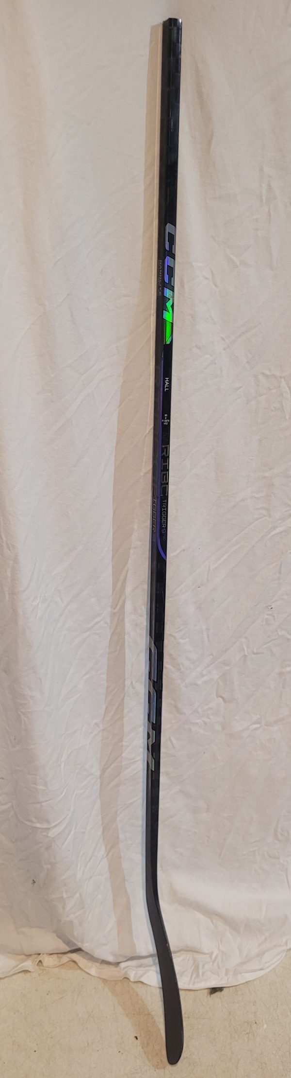 CCM Ribcor Trigger 8 Pro. (P28, 85 Flex, Left, Sr.)