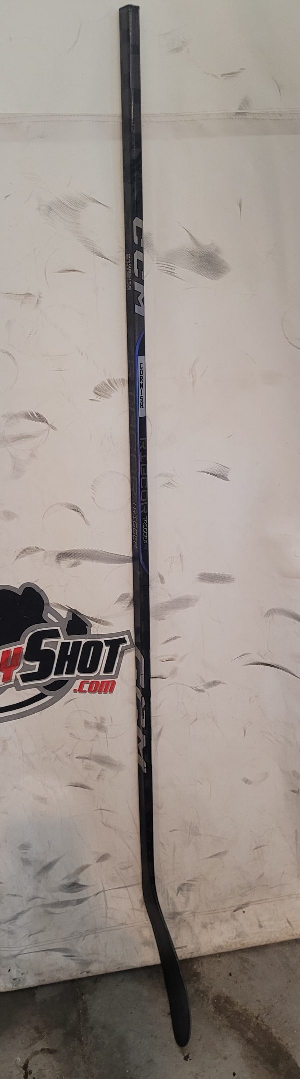 CCM Ribcor Trigger 9 Pro. (P28, 70 Flex, Left, Sr.)